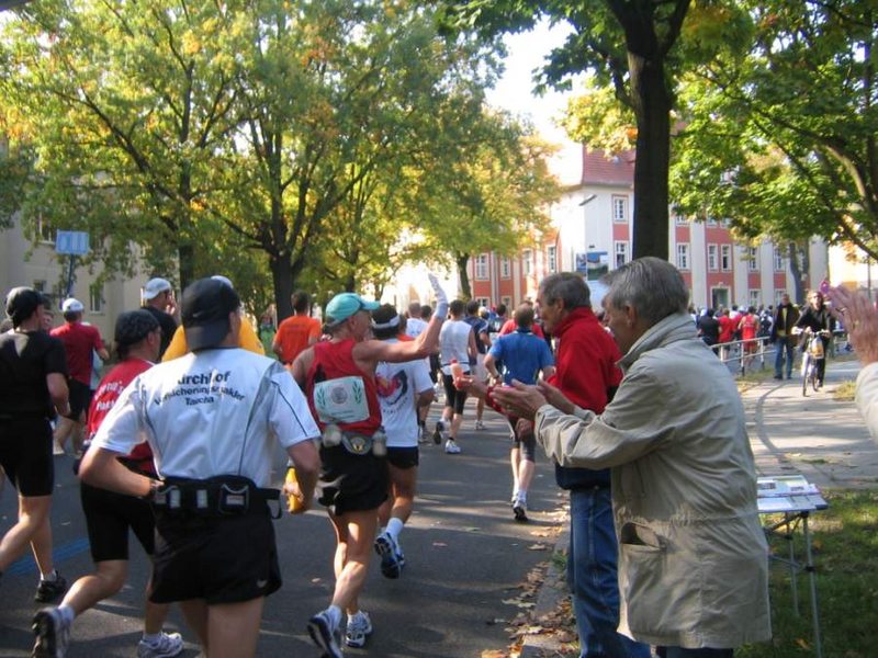 Bernd Hübner bei seinem 35. Berlin Marathon