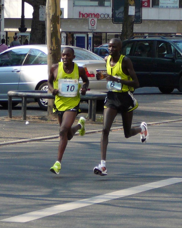 2 Verfolger 12 km