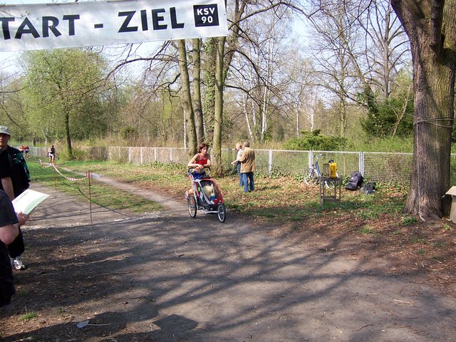 das obligatorische Foto von Dorothea, ist der Wagen leer?