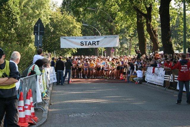 31. Berliner Straßenlauf - der Start 