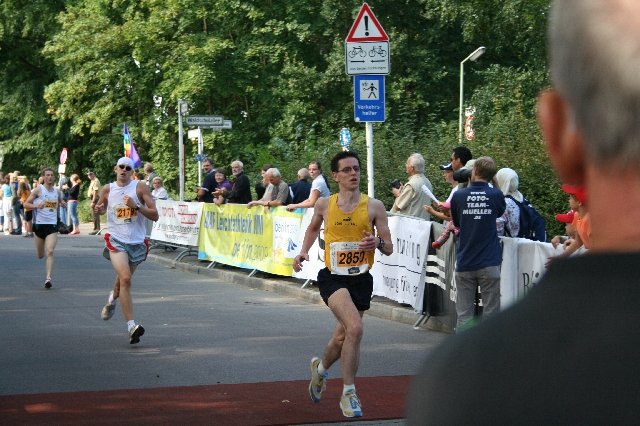 31. Berliner Straßenlauf - Carsten beim Zieleinlauf