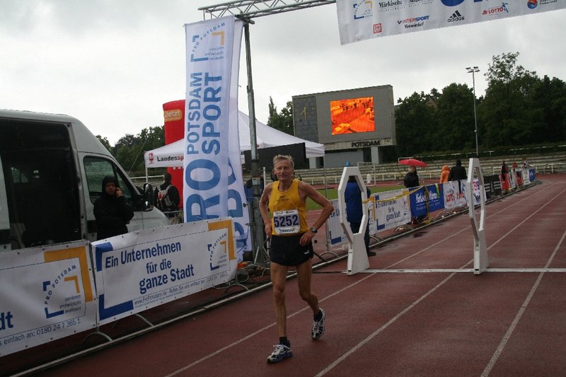 Zieleinlauf Marathon Manfred