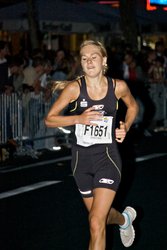Elisabeth Maria Haas kennen wir als diesjährige Siegerin des Havellaufs.  38:11.